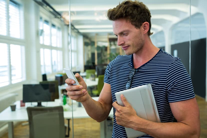 Come padroneggiare il reclutamento di testi? [10 modelli pronti all'uso]