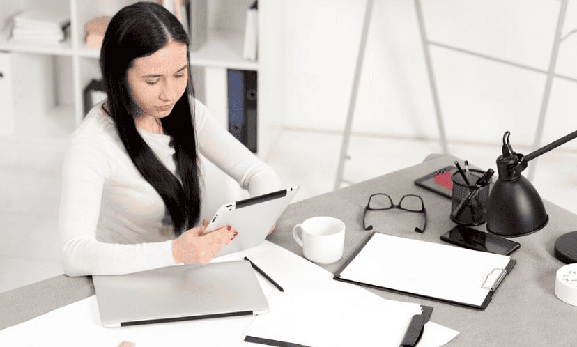 Learn how to write job descriptions [50+ ready-to-use templates]