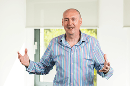 Steve Ackroyd