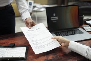 How to craft a job offer letter candidates will value