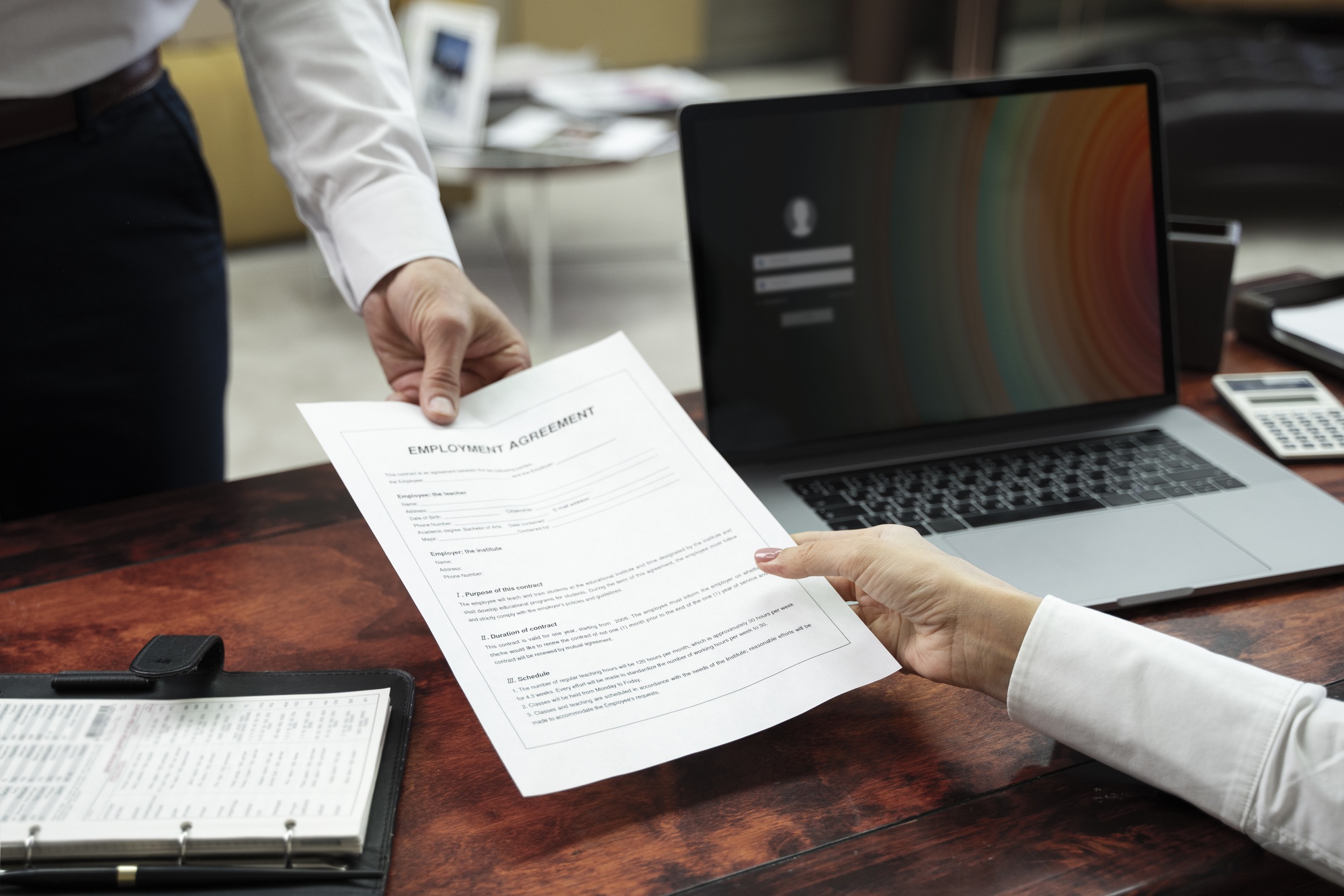 How to craft a job offer letter candidates will value