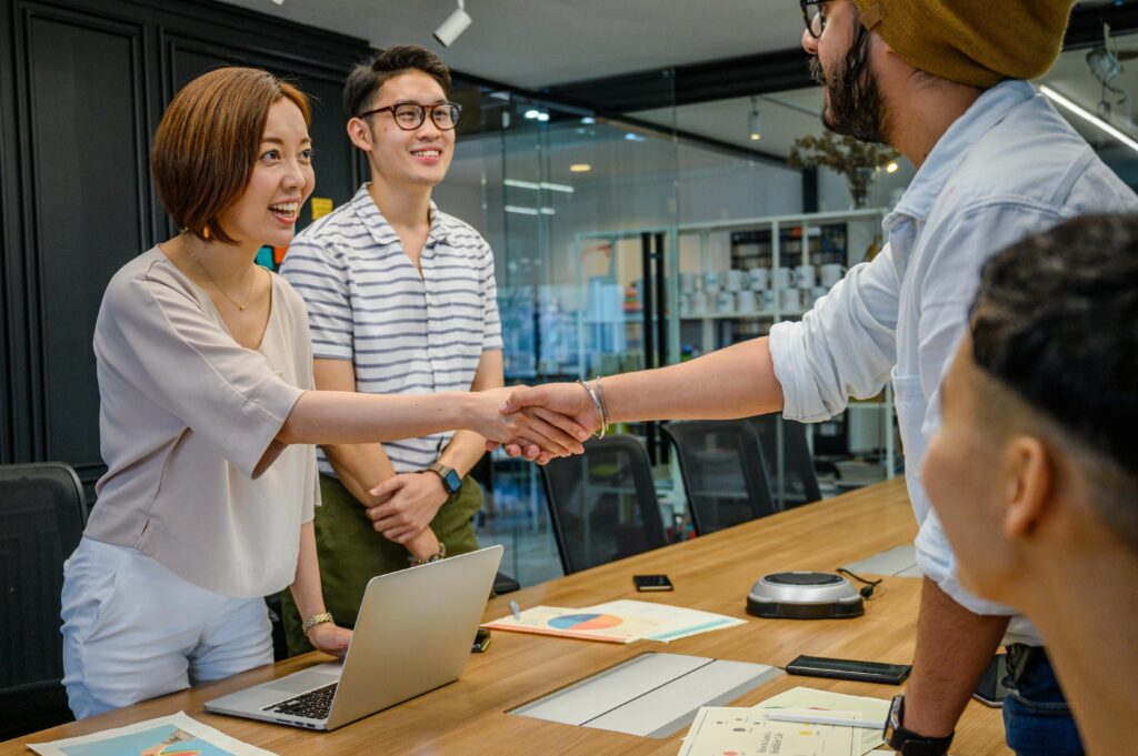 les meilleures stratégies pour un cycle complet de recrutement 